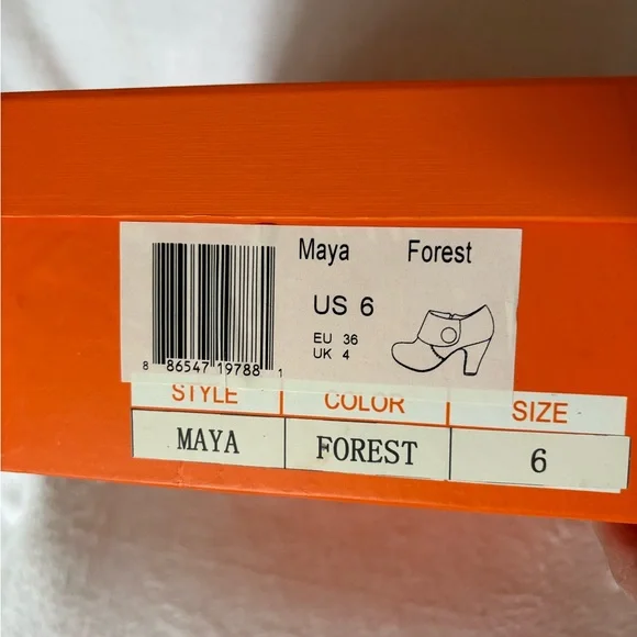 Miz Mooz women’s shoes. - Picture 6 of 7